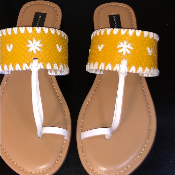 Steven by Steve Madden Mykonos sandals - Picture 2 of 4